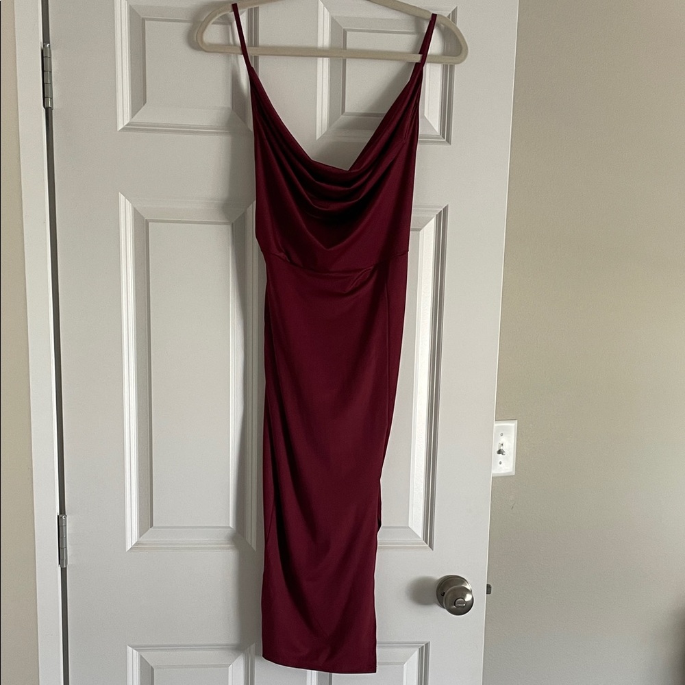 SHEIN Strapless Burgundy Dress